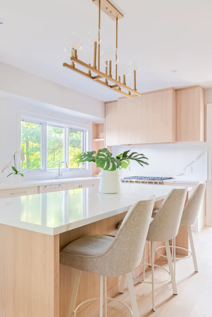 Duncan full home interior design — Oakville — Studio Kimi Interior (view 5)