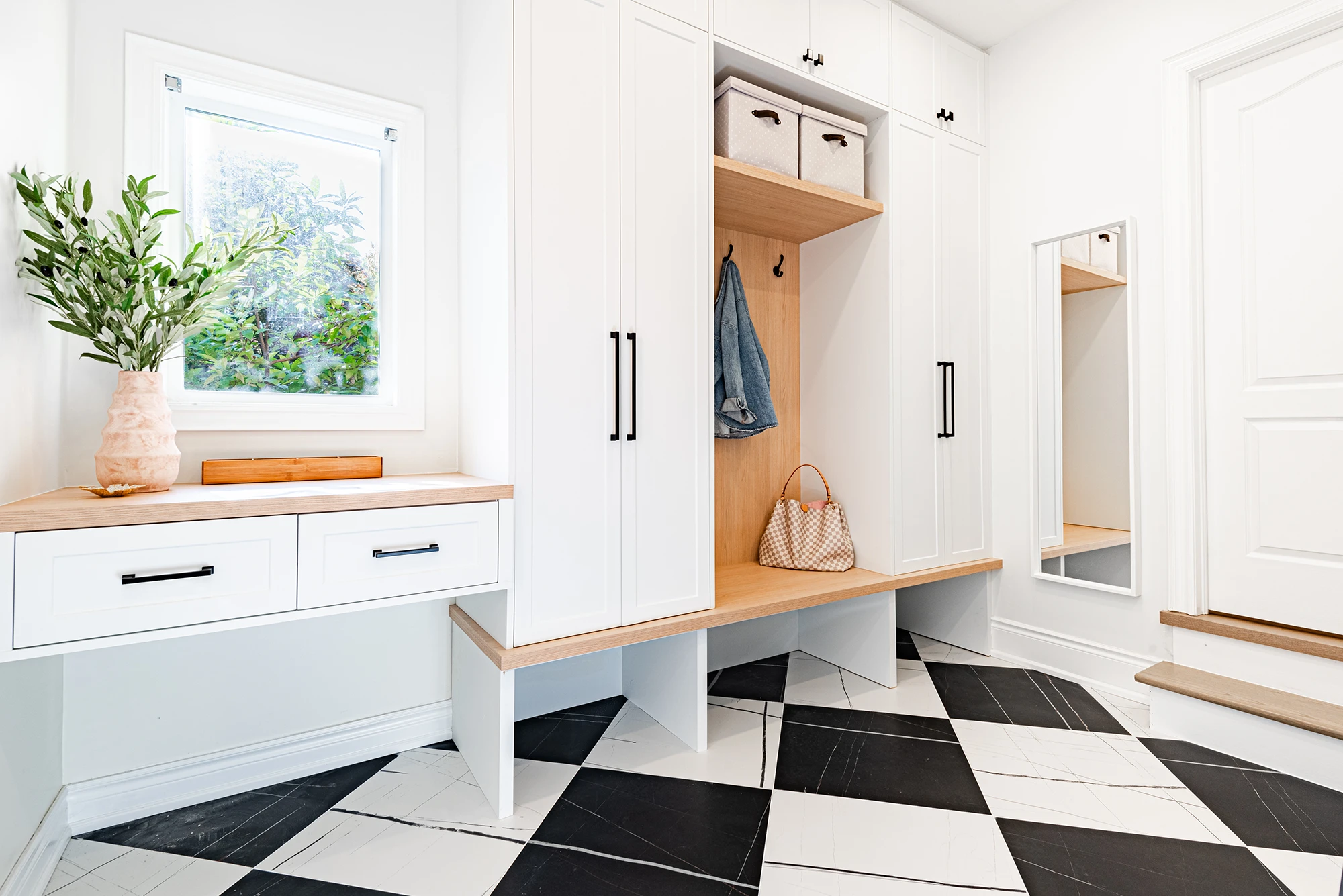 Sunroom and natural light — Burlington — Studio Kimi