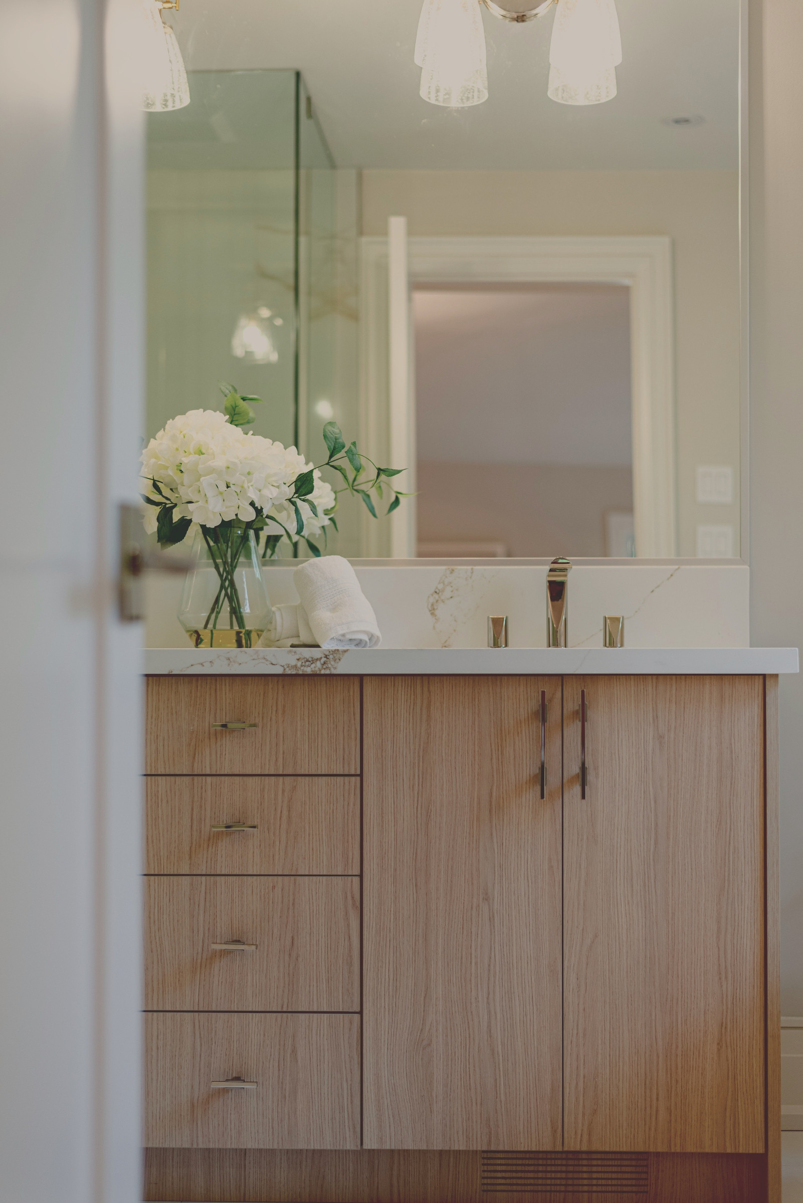 Duncan ensuite vanity