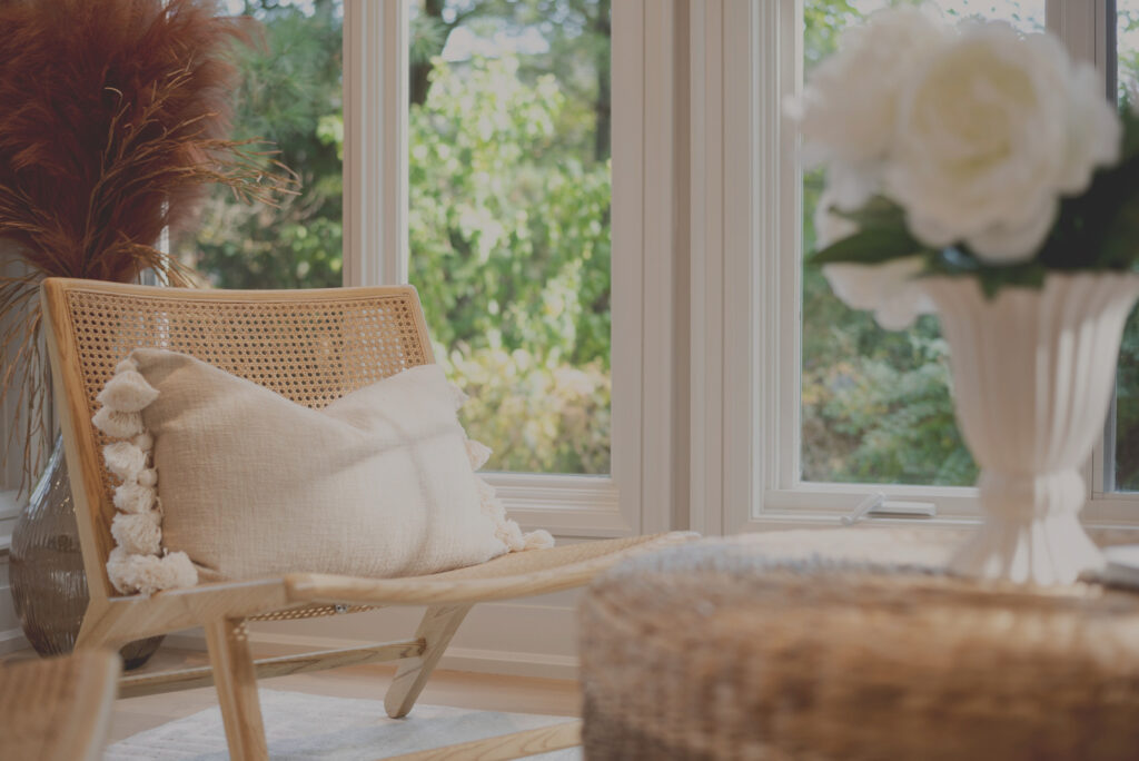 Duncan sunroom seating — Studio Kimi Oakville