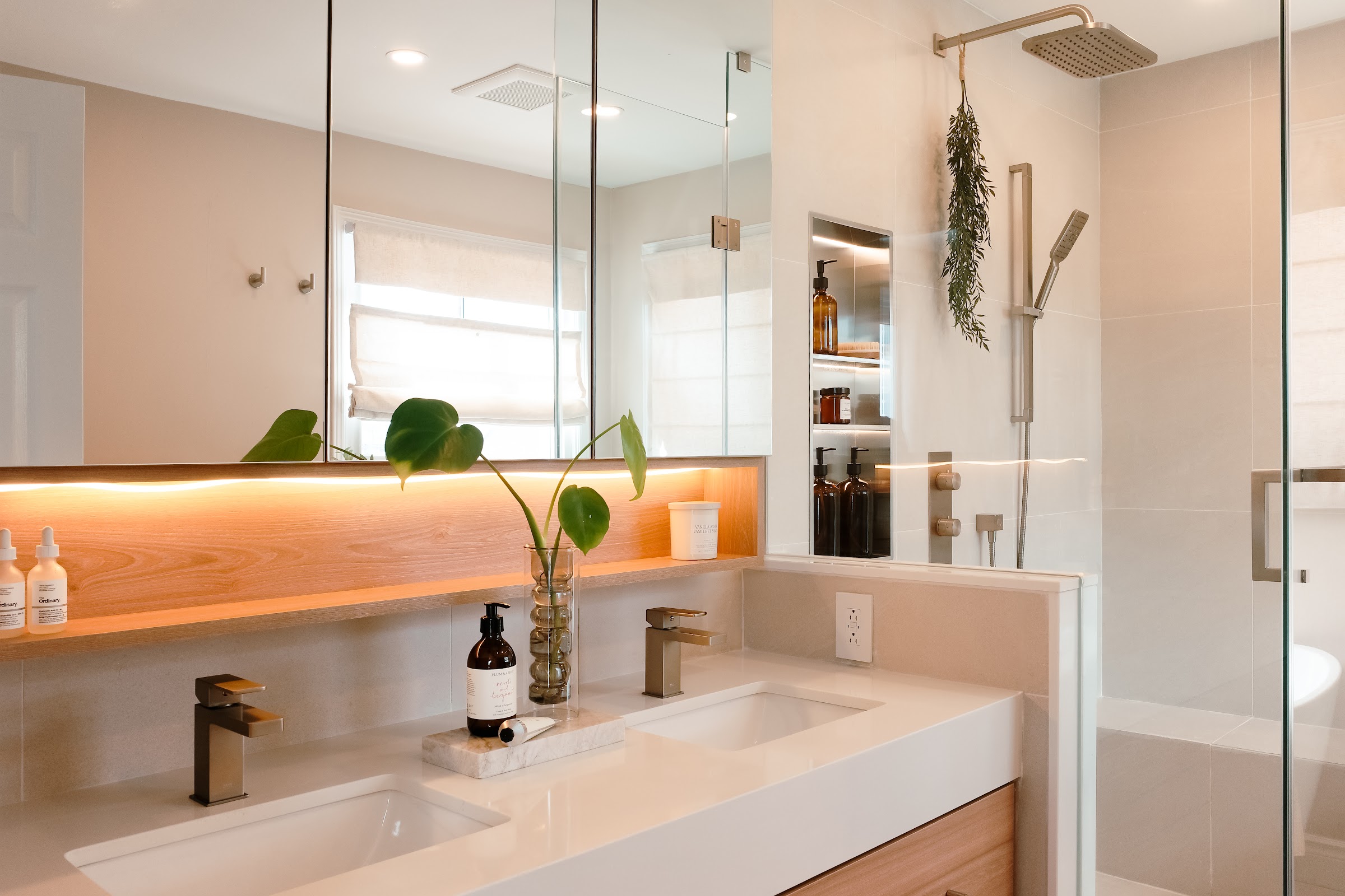 Studio Kimi bathroom design in Mississauga