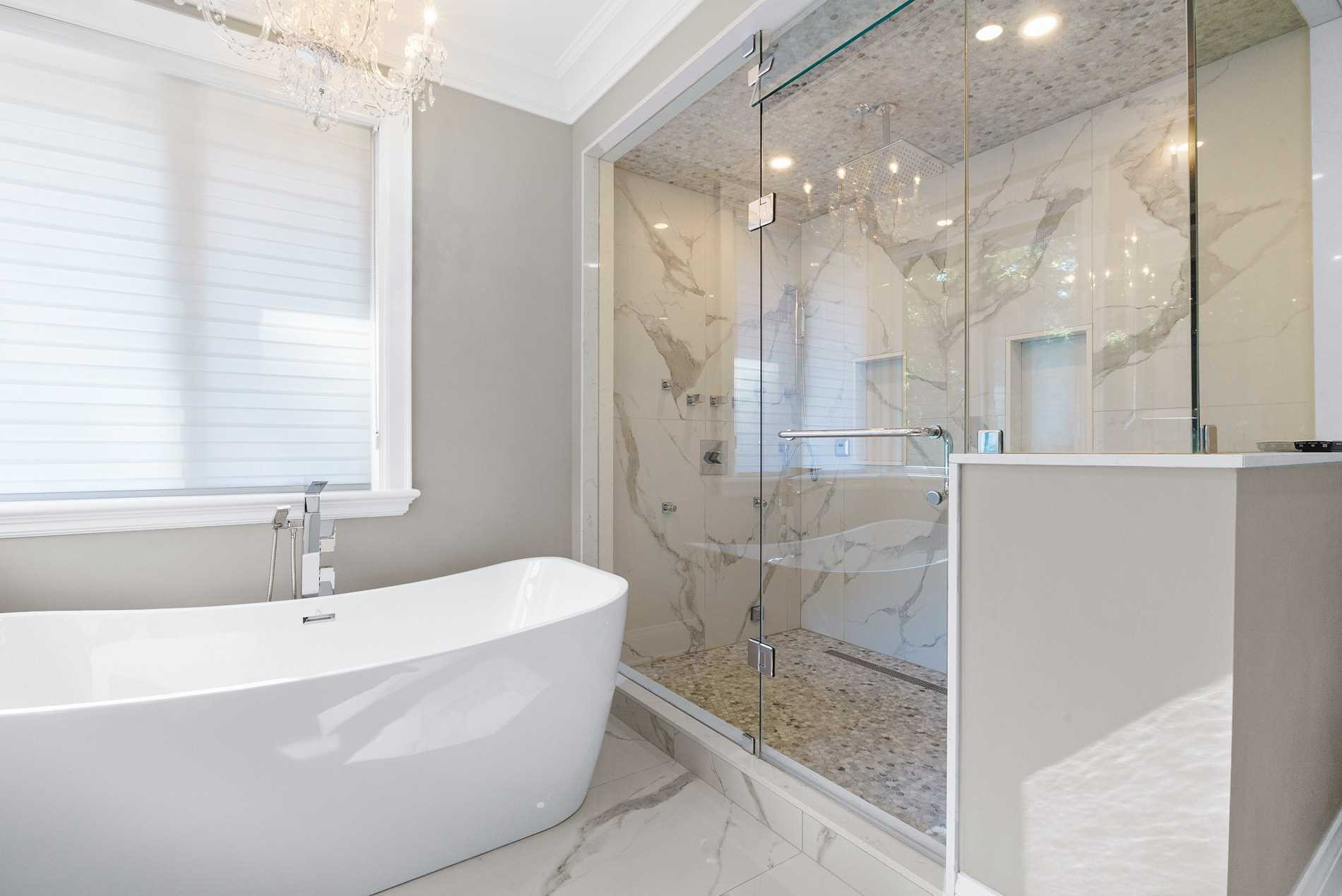 Sandwell primary ensuite — Studio Kimi interior design in Oakville