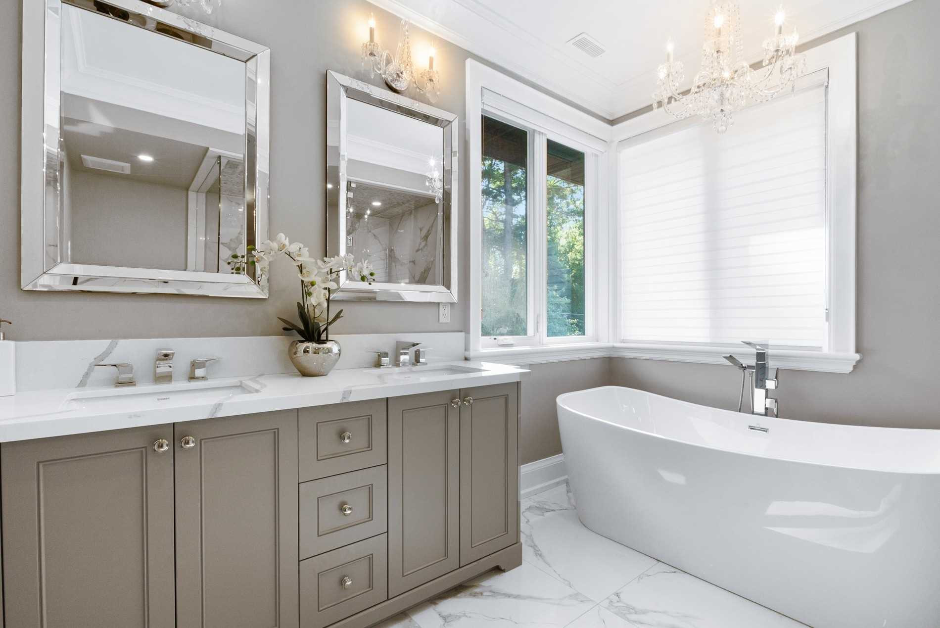 Sandwell primary ensuite — Studio Kimi interior design in Oakville